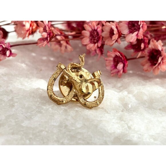 Vintage Gold Toned Elephant & Double Horseshoe Lucky Pin / Brooch - Picture 4 of 7